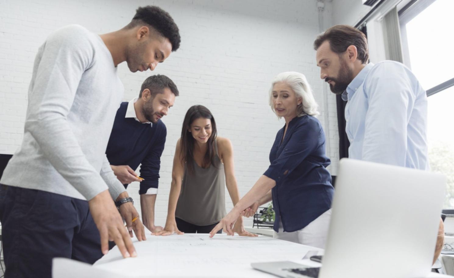 Espace de travail professionnel pour l'analyse financière